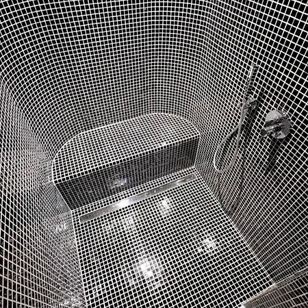 Lengo Smichov Prague