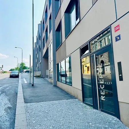 Lengo Smichov Διαμέρισμα *