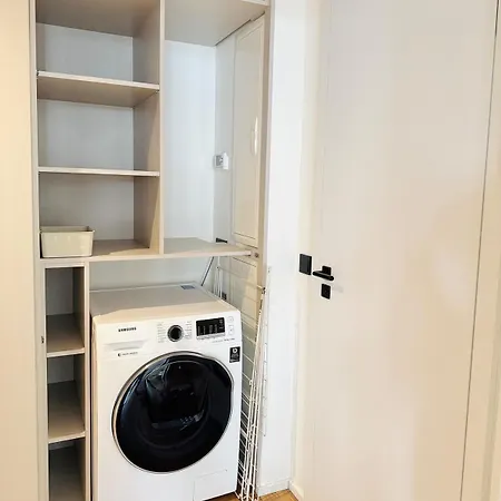 Apartment Lengo Smichov Prague